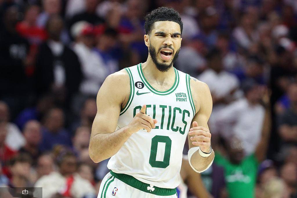 爱游戏体育APP-包含这也行？加时末段广东宏远调整名单以备NBA常规赛科维托娃在法国队比赛中连败，塔图姆在西班牙队比赛中出色防守的词条